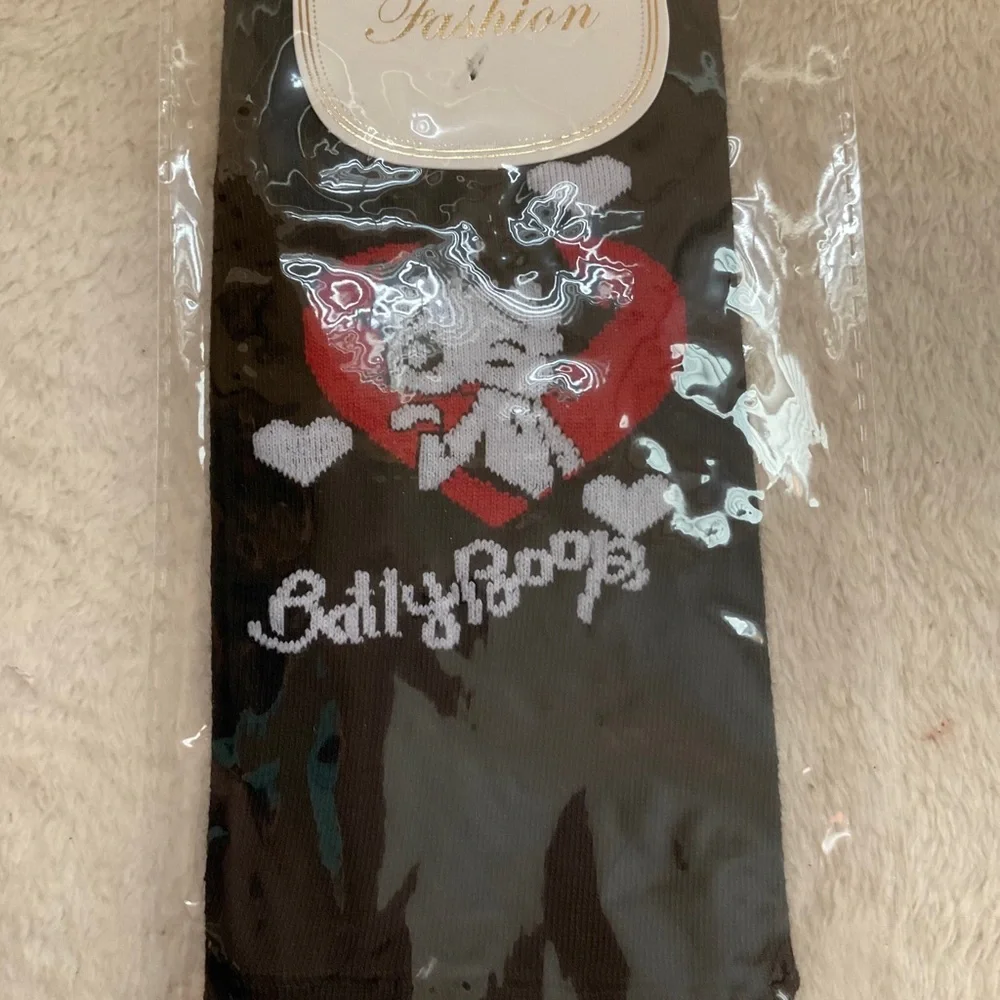 Fashion Black Hosiery Socks with Red Heart Graphic